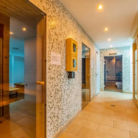 Myflat Club 218 Gold7 Wellness Daire Siofok