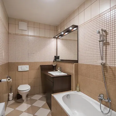 Myflat Club 218 Gold7 Wellness Apartman *