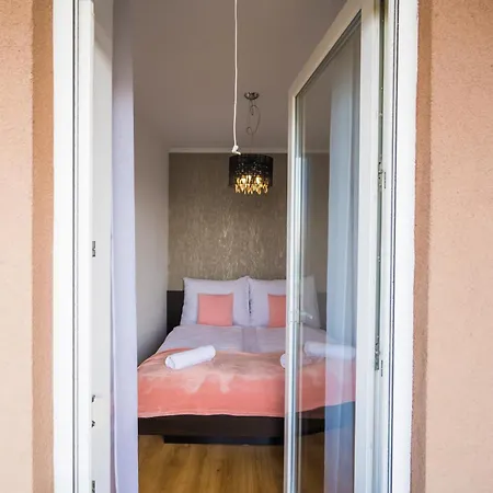 Myflat Club 218 Gold7 Wellness Siófok