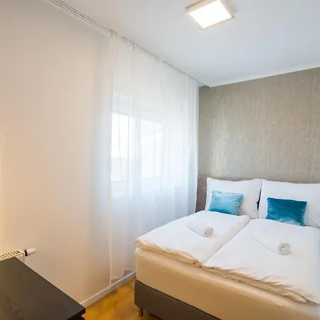 Myflat Club 218 Gold7 Wellness Siofok