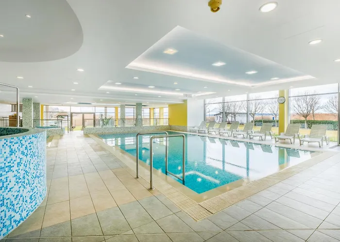 Myflat Club 218 Gold7 Wellness דירה שיופוק