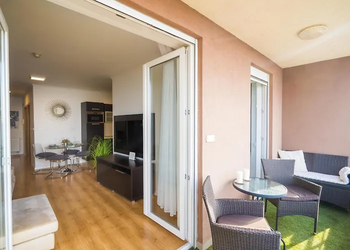 Myflat Club 218 Gold7 Wellness Siófok