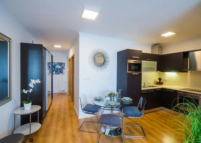 Myflat Club 218 Gold7 Wellness דירה